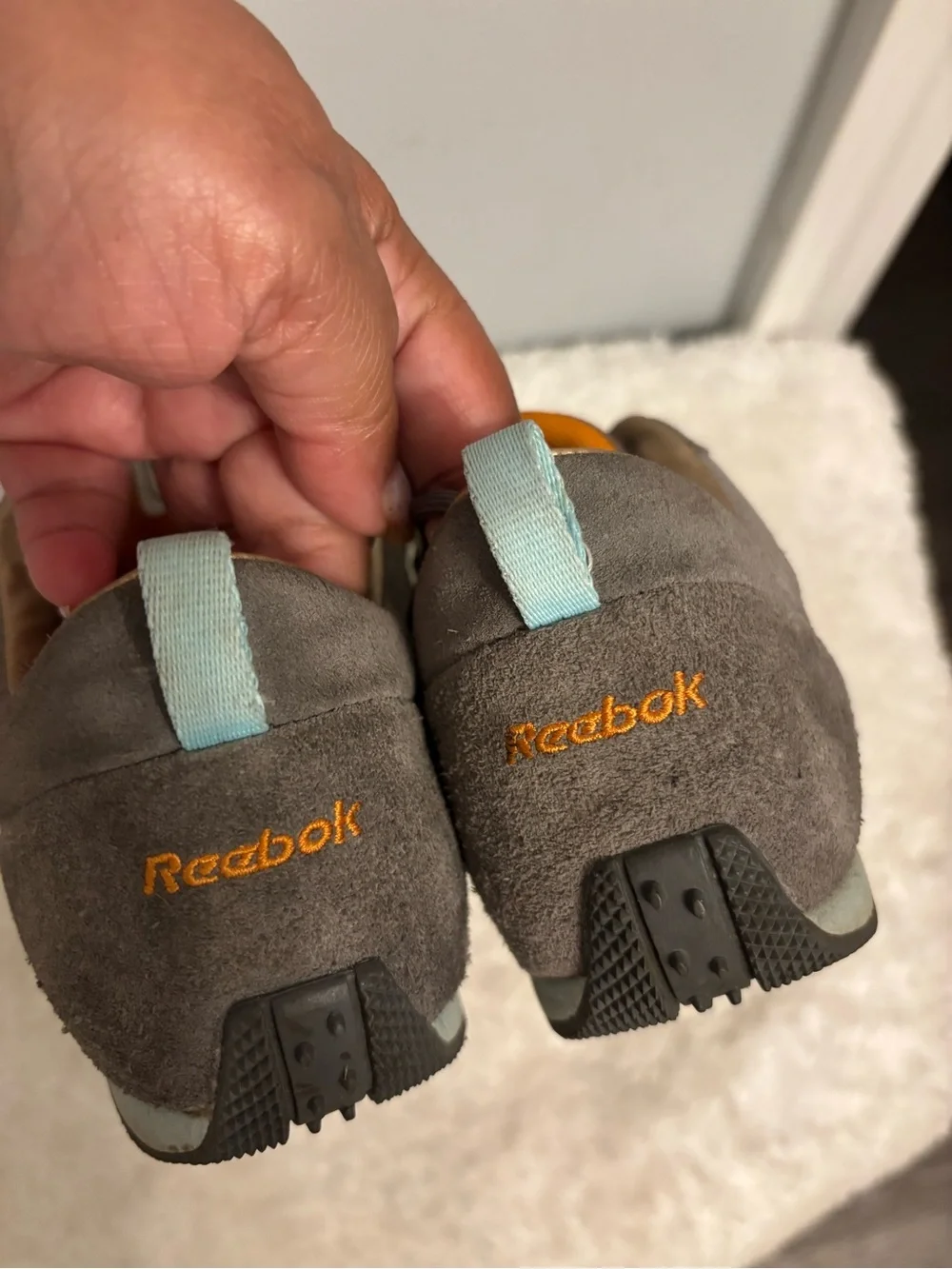 Reebok low profile